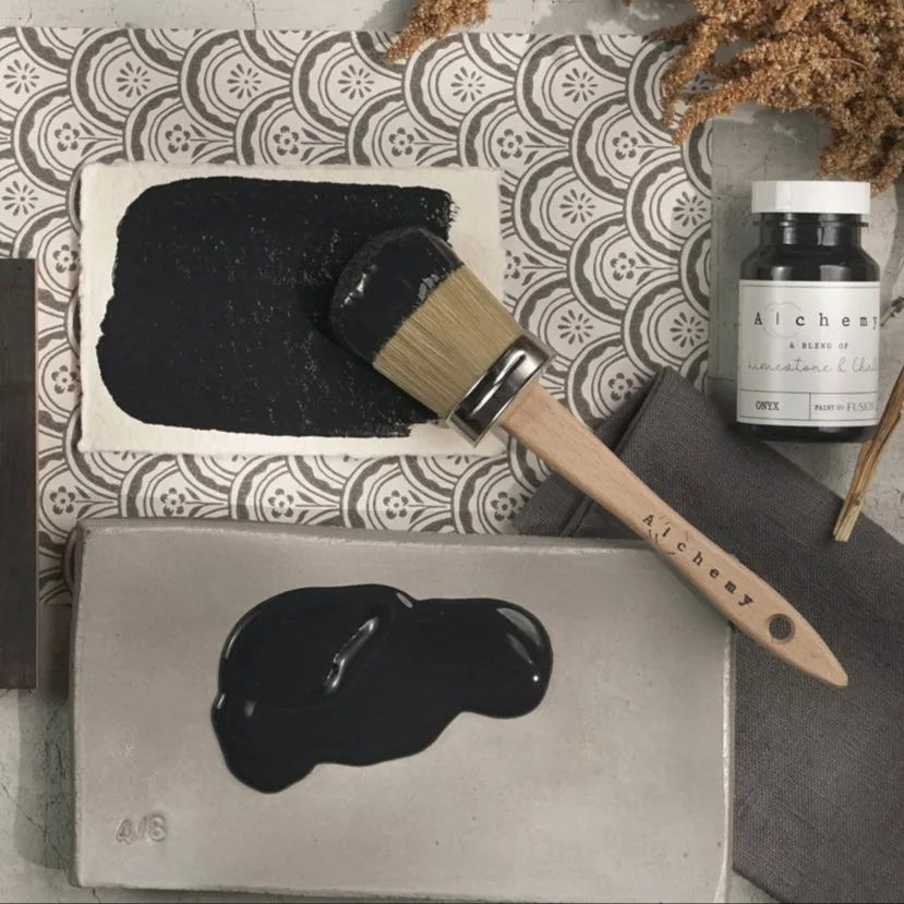 Alchemy Chalk Paint by Fusion Onyx styled example 3