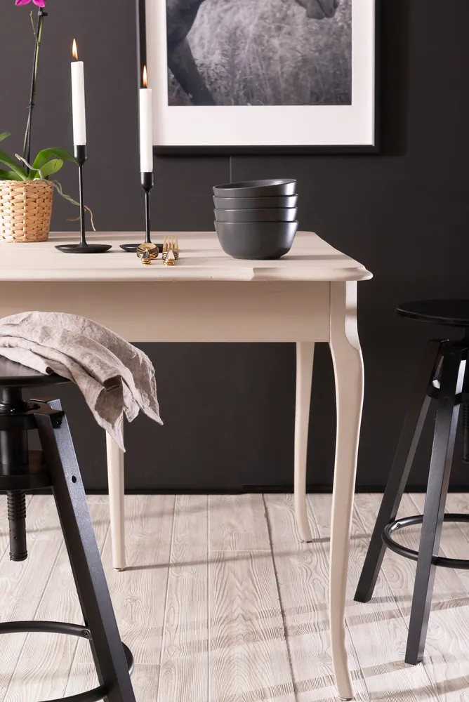 Milk Paint by Fusion Oyster Bar styled example 2