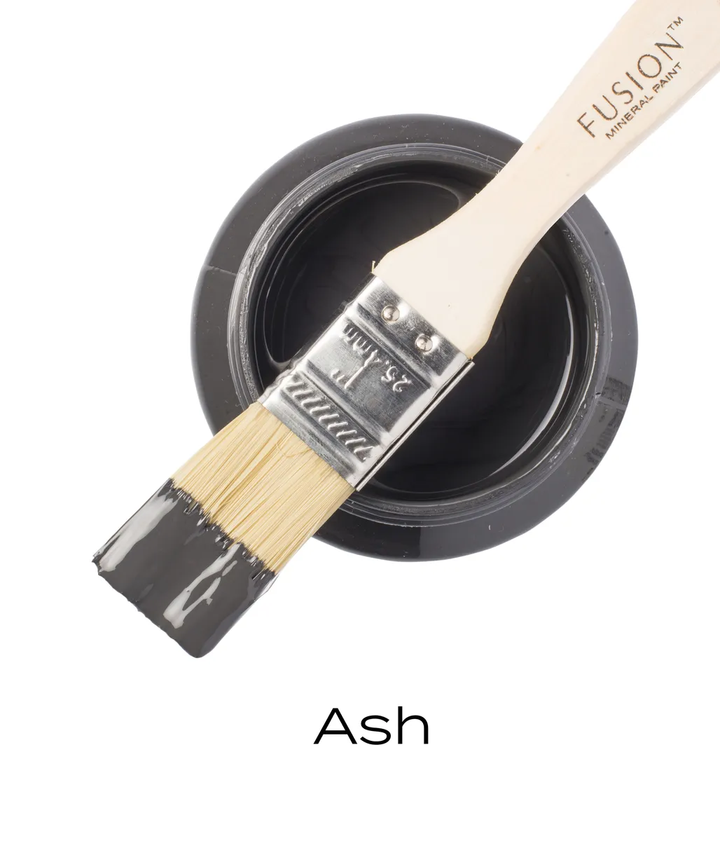 Fusion Mineral Paint Ash styled example 1