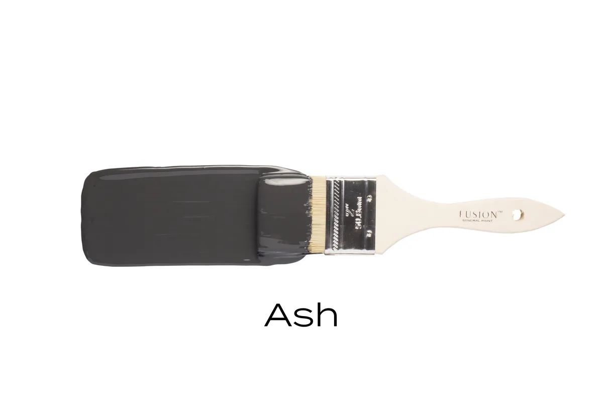 Fusion Mineral Paint Ash styled example 3